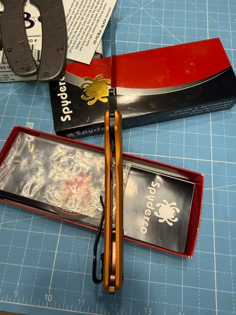 Spyderco Shaman W/Scales